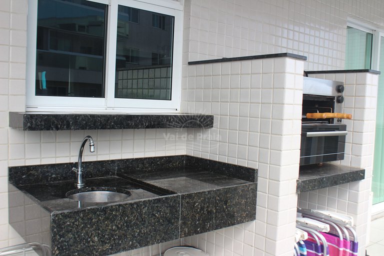 Apto 2 Quartos na Praia Grande – com Piscina