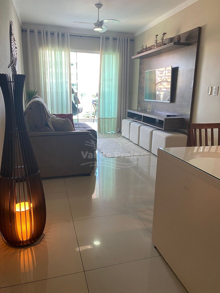 Apartamento de 2 quartos próximo à Praia do Forte – conforto