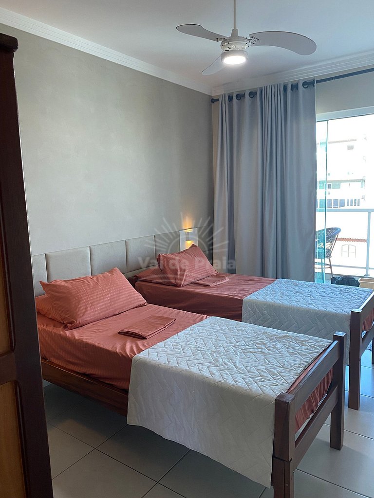 Apartamento de 2 quartos próximo à Praia do Forte – conforto