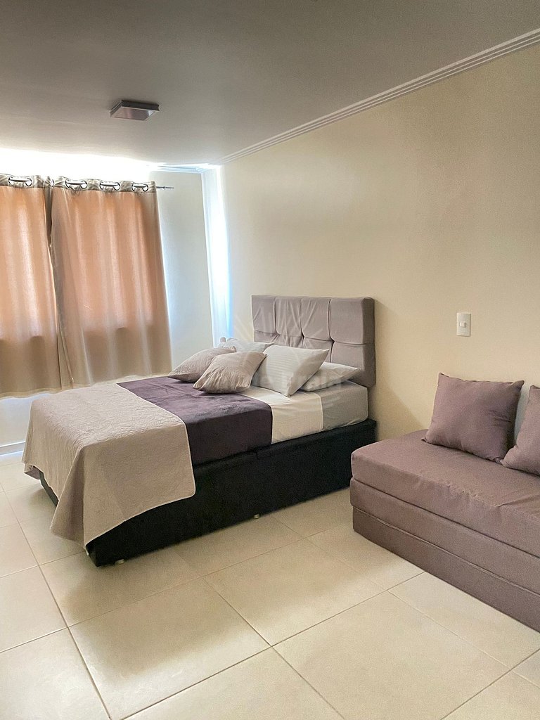 Apartamento com vista para o mar em condomínio