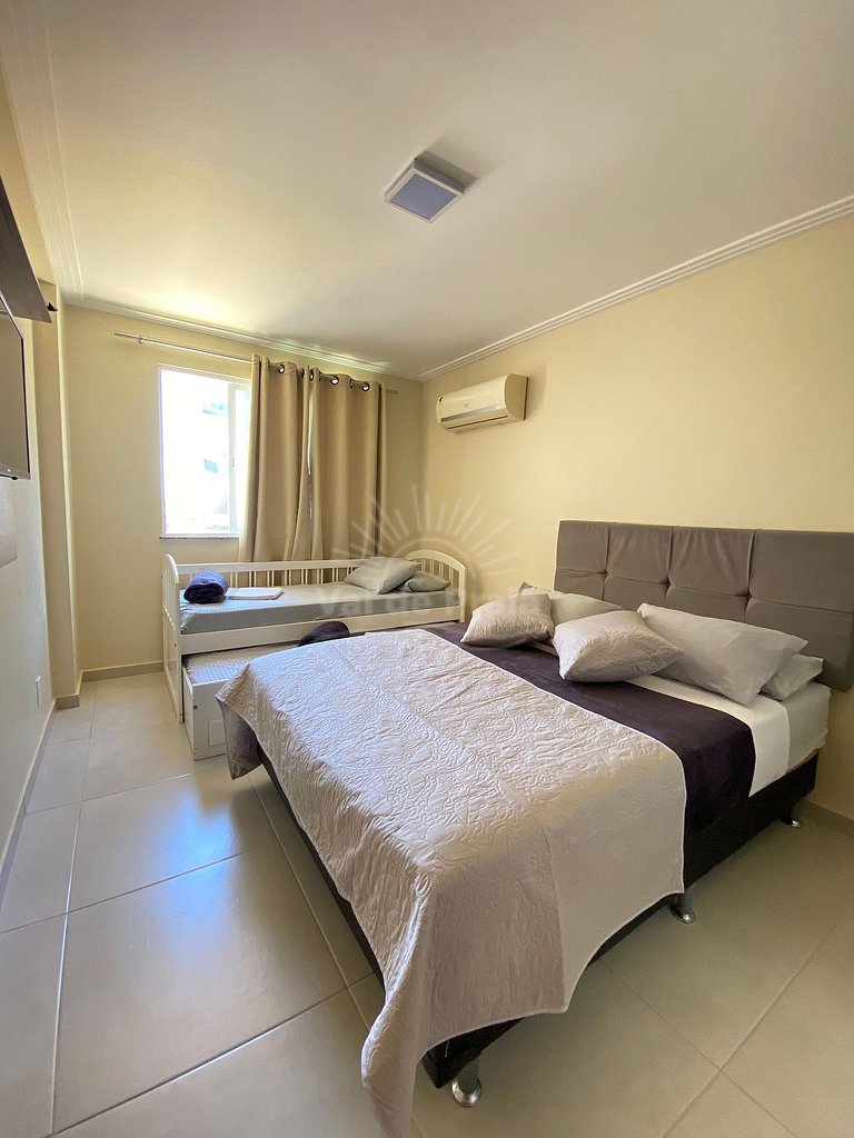 Apartamento com vista para o mar em condomínio