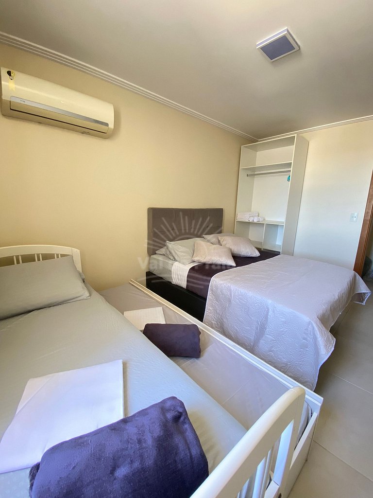 Apartamento com vista para o mar em condomínio