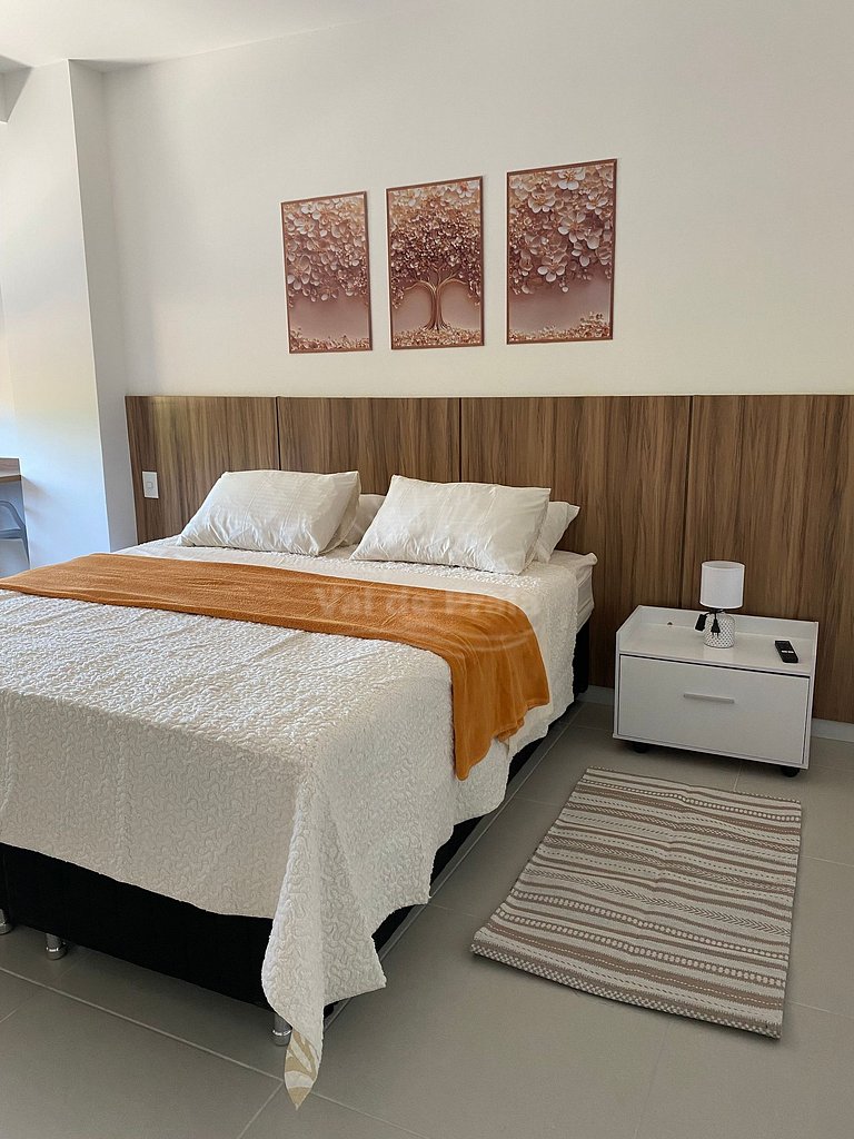 Apartamento acessível em condomínio sofisticado perto da Pra