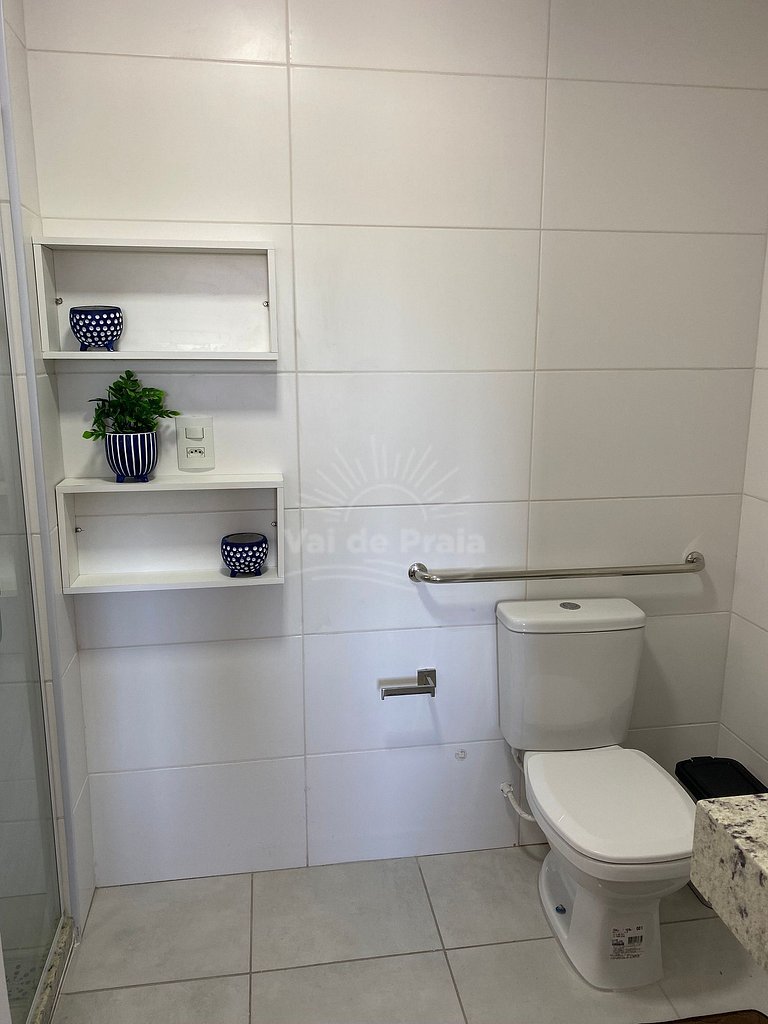 Apto Acessível em Cond. de Luxo – Próx. à Prainha