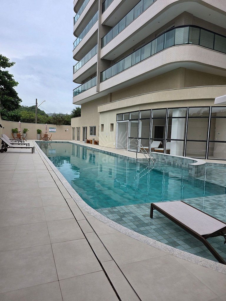 2 quartos e 2 banh. Acessível- Próx. à Prainha