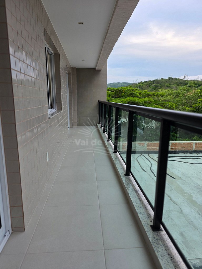 Apartamento com 2 quartos e 2 banheiros, próximo à Prainha