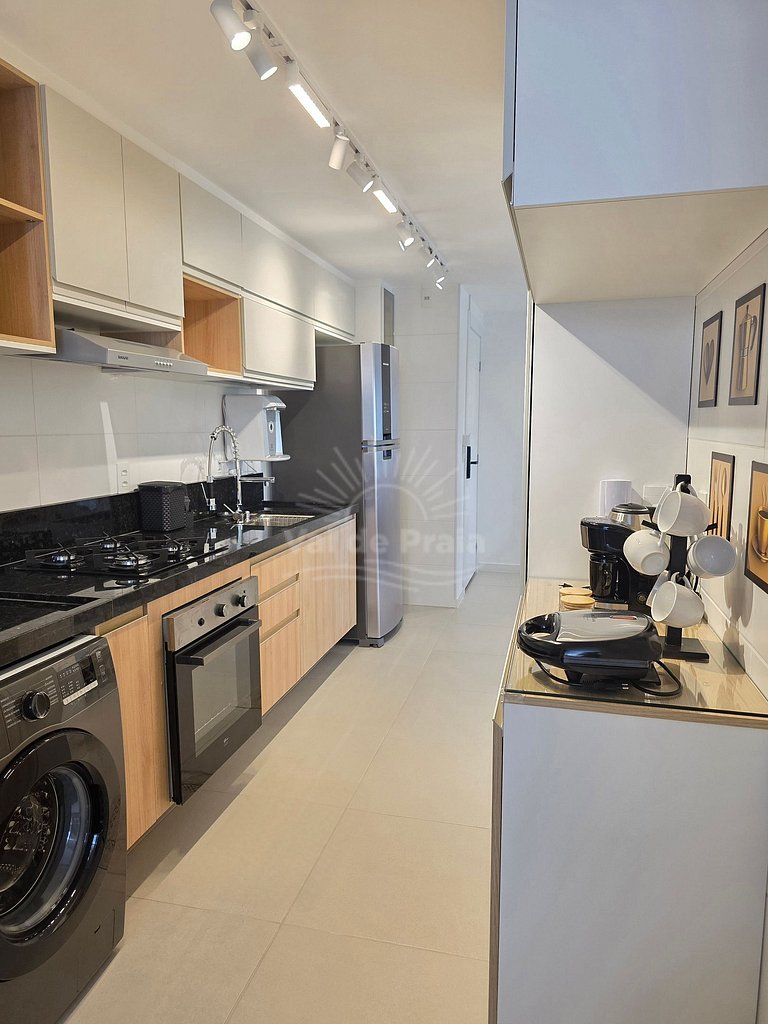 Apartamento com 2 quartos e 2 banheiros, próximo à Prainha