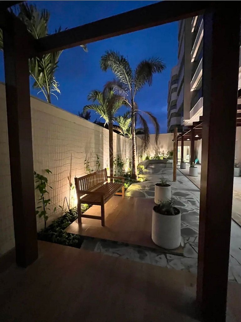 Apartamento com 2 quartos e 2 banheiros, próximo à Prainha