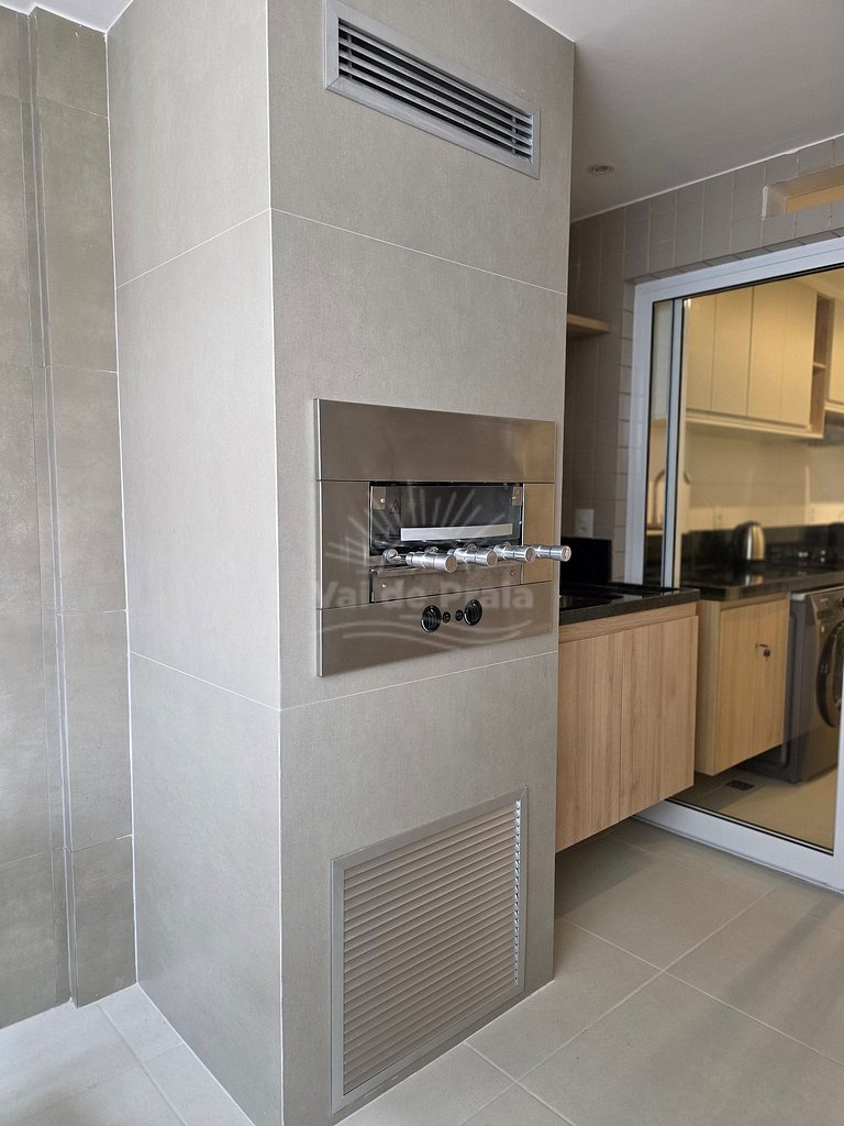 Apartamento com 2 quartos e 2 banheiros, próximo à Prainha