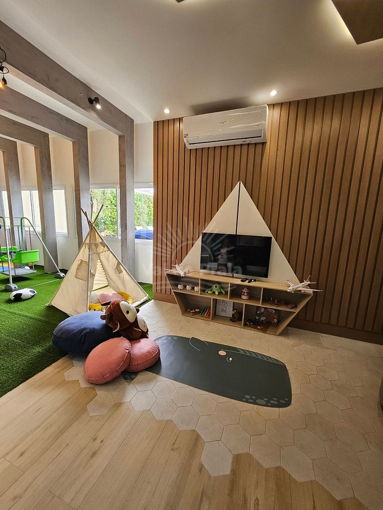 Apartamento com 2 quartos e 2 banheiros, próximo à Prainha