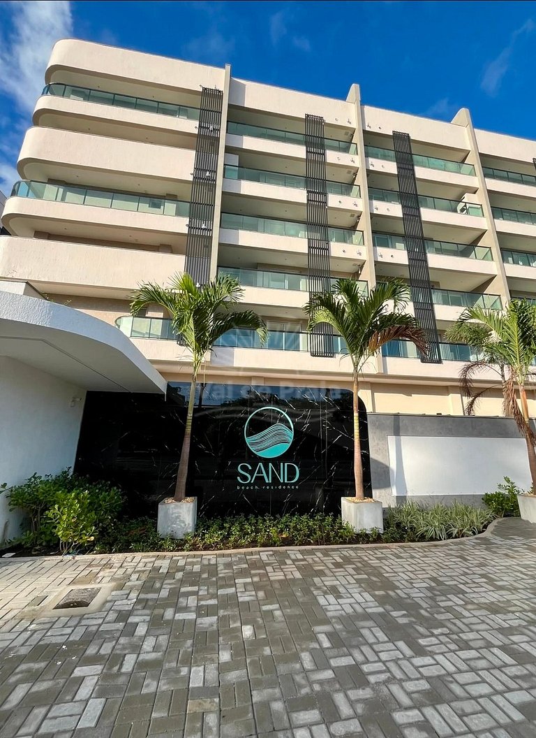 Apartamento com 2 quartos e 2 banheiros, próximo à Prainha