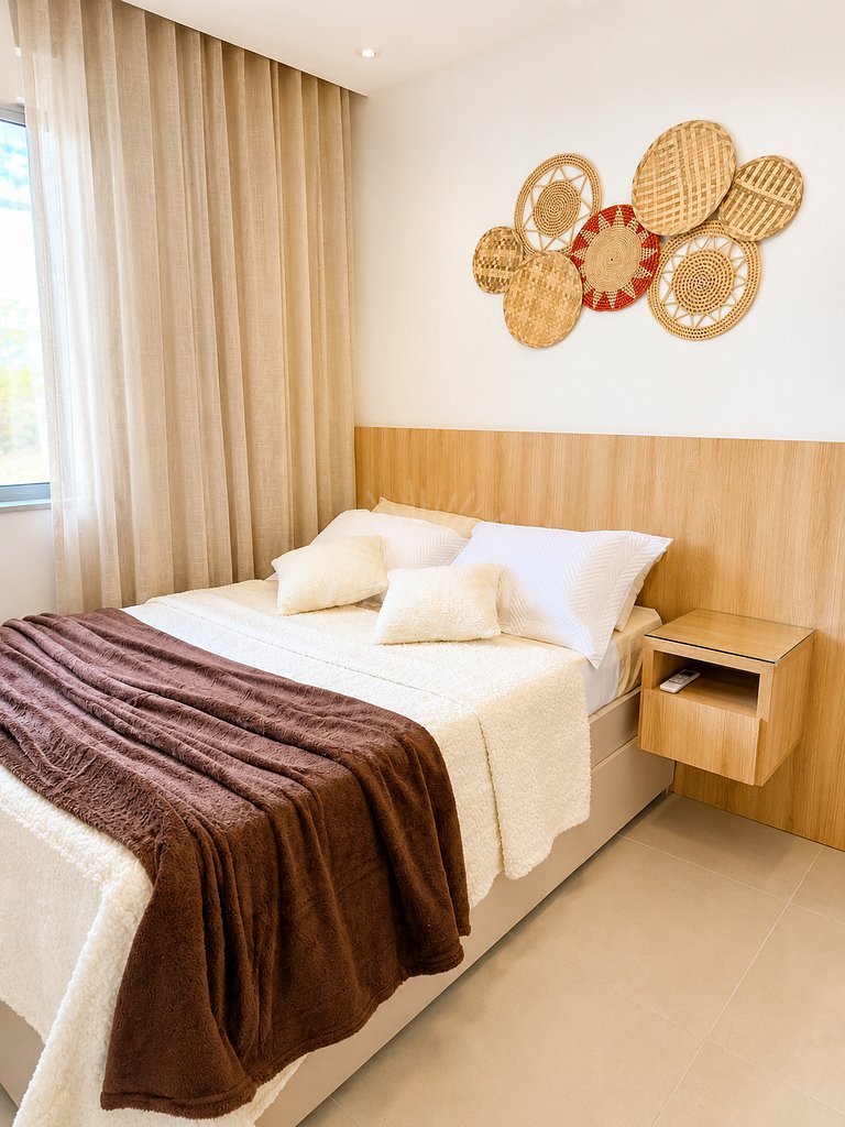 Apartamento com 2 quartos e 2 banheiros, próximo à Prainha