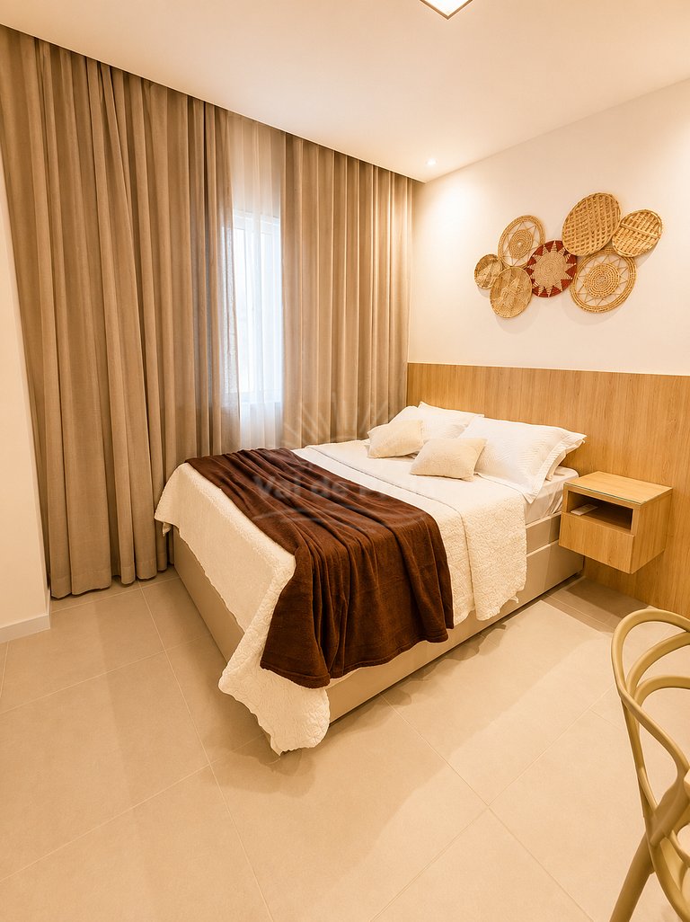 Apartamento com 2 quartos e 2 banheiros, próximo à Prainha
