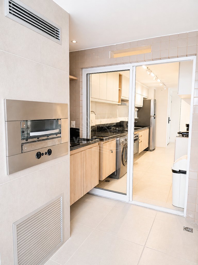 Apartamento com 2 quartos e 2 banheiros, próximo à Prainha