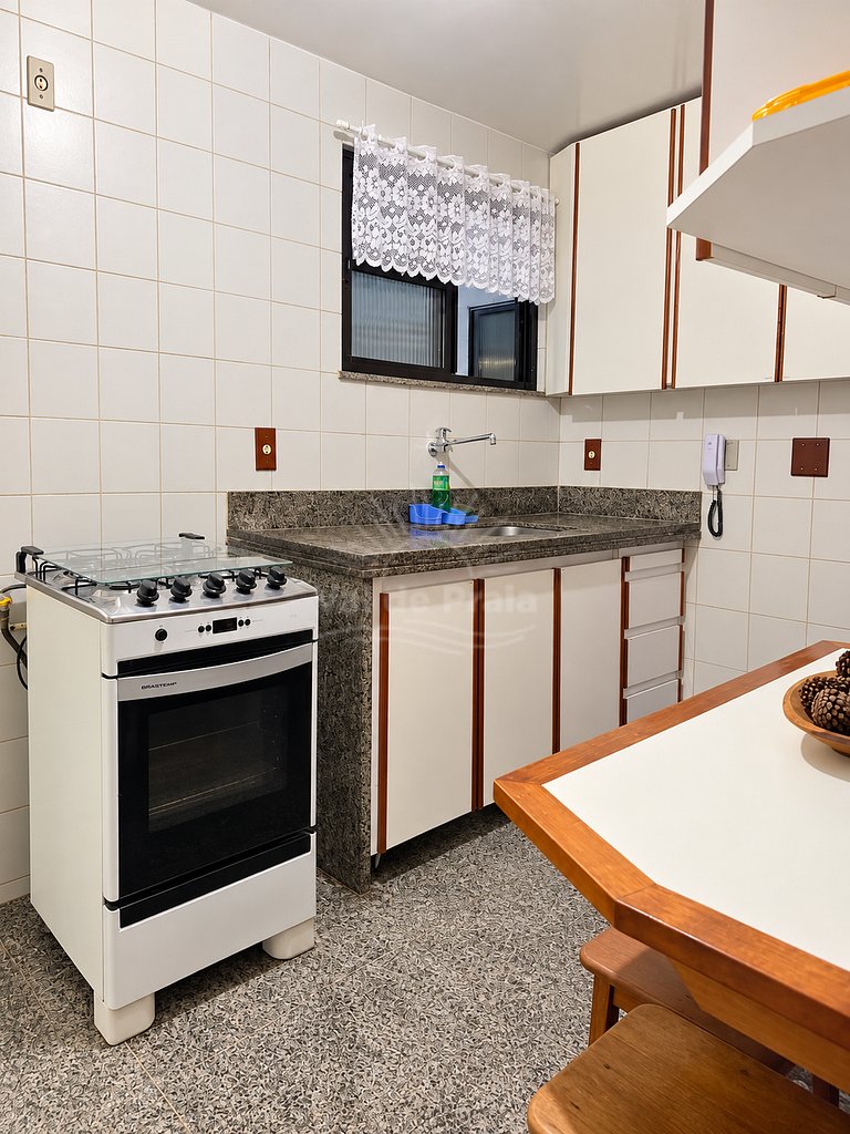 Apartamento com 3 suítes na Praia do Forte