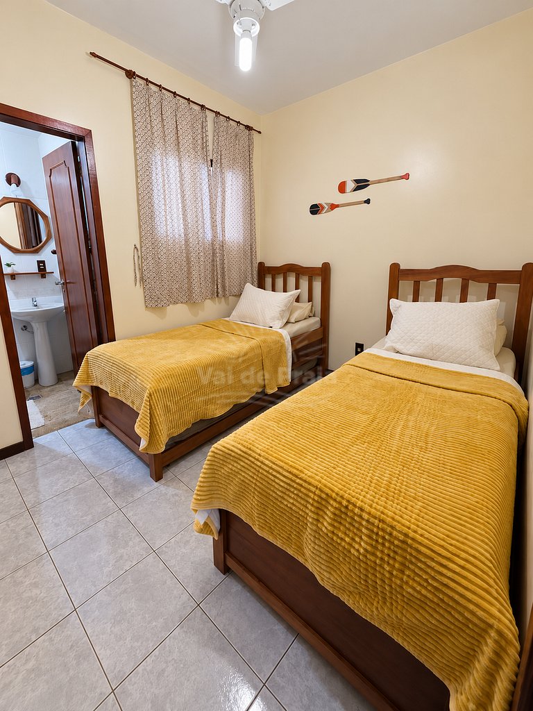 Apartamento com 3 suítes na Praia do Forte