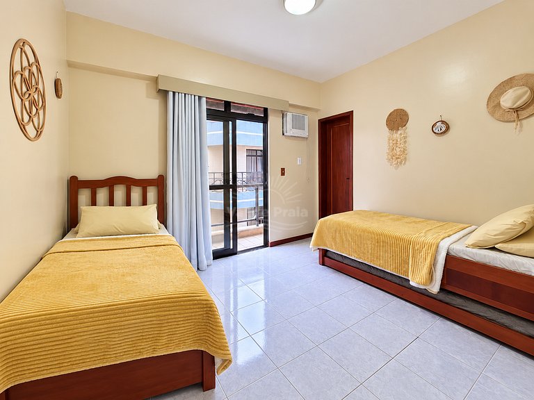 Apartamento com 3 suítes na Praia do Forte