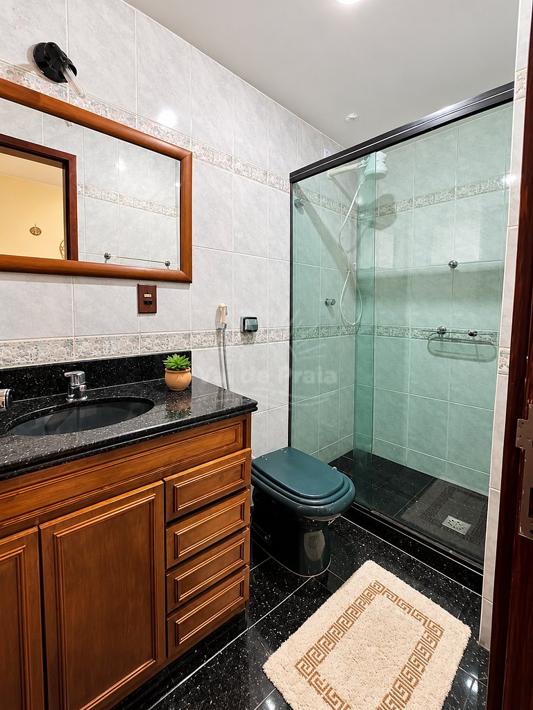 Apartamento com 3 suítes na Praia do Forte